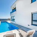 Сasa de vacaciones Lovely In Makarska