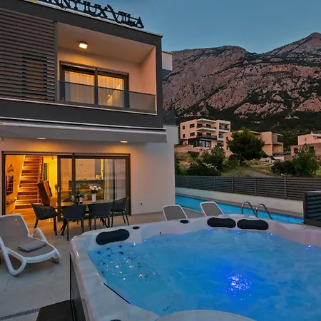 Cozy In With Jacuzzi