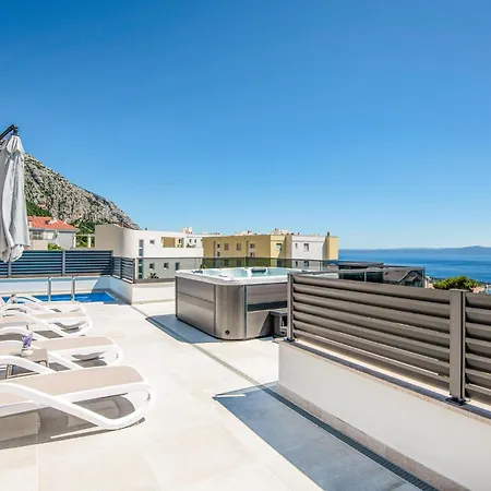 Beautiful In Макарска