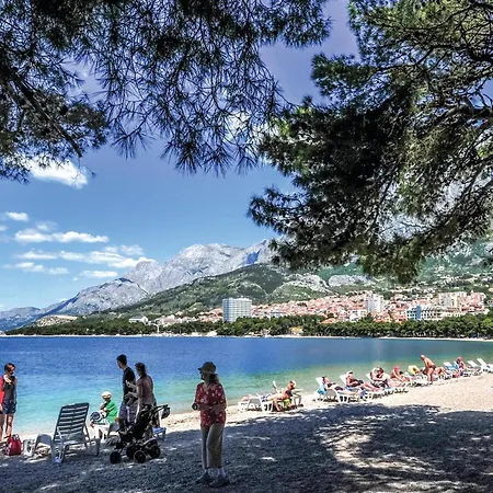 Cozy In With Jacuzzi * Makarska