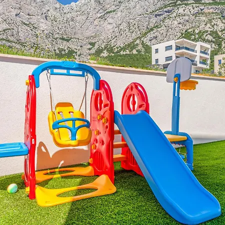 Beautiful In Будинок відпочинку Макарська