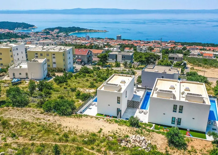 Feriehus Beautiful In Makarska