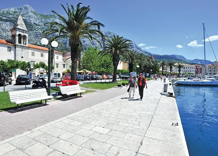 Beautiful In Feriehus Makarska